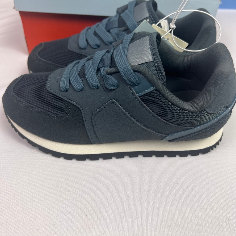 Cat & Jack Alexander Kids Sneakers Navy Blue Memory Foam Lace Up Shoes Size 6
